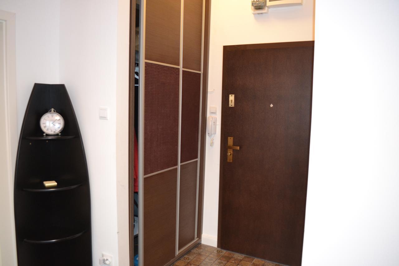 布加勒斯特Victoria Plaza Two Bdr Apt公寓 外观 照片